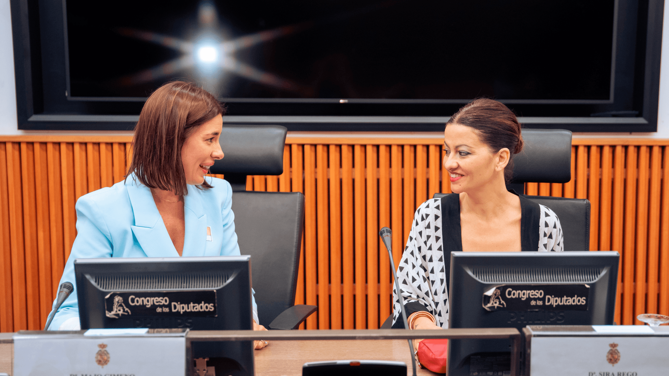 Mamás en Acción impulsa el cambio en el Congreso de los Diputados junto a la ministra de Infancia, Sira Rego