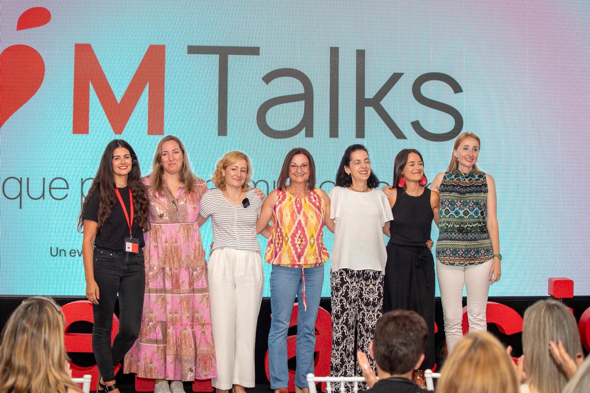 MomTalks: Historias que ponen al mundo en pie